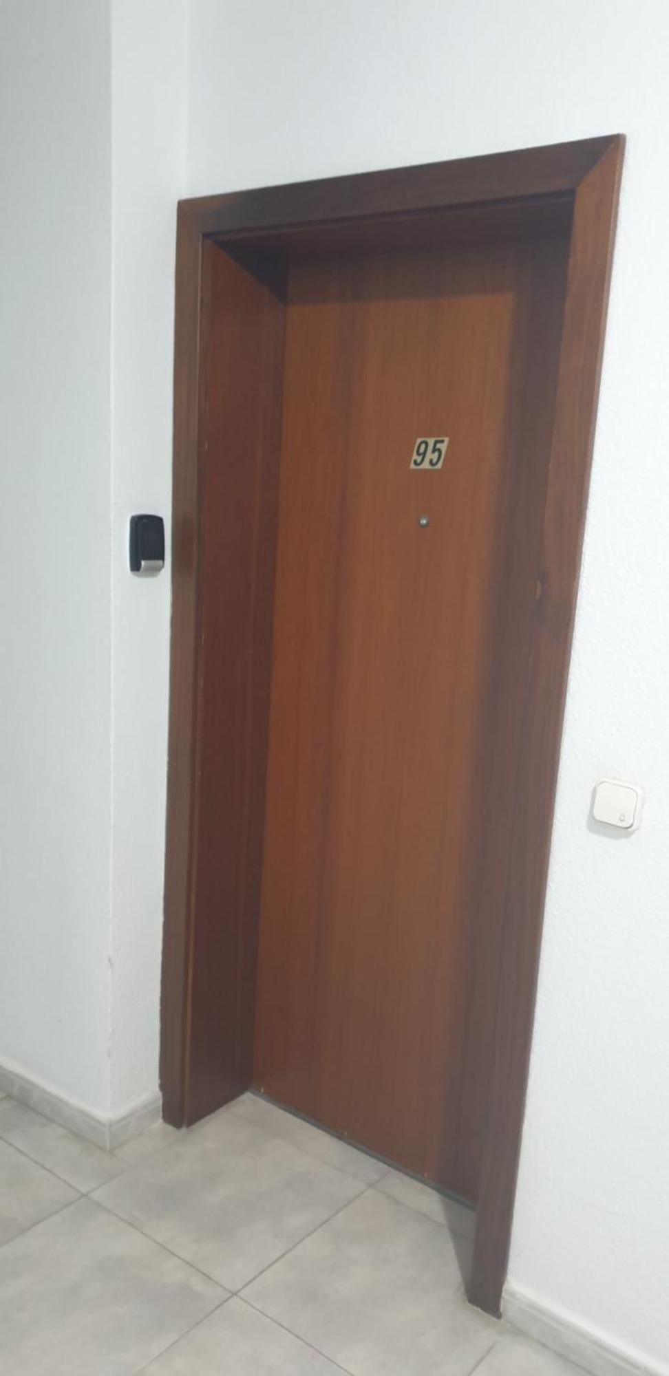 Estudiotel 95 Centro Alicante Eksteriør billede