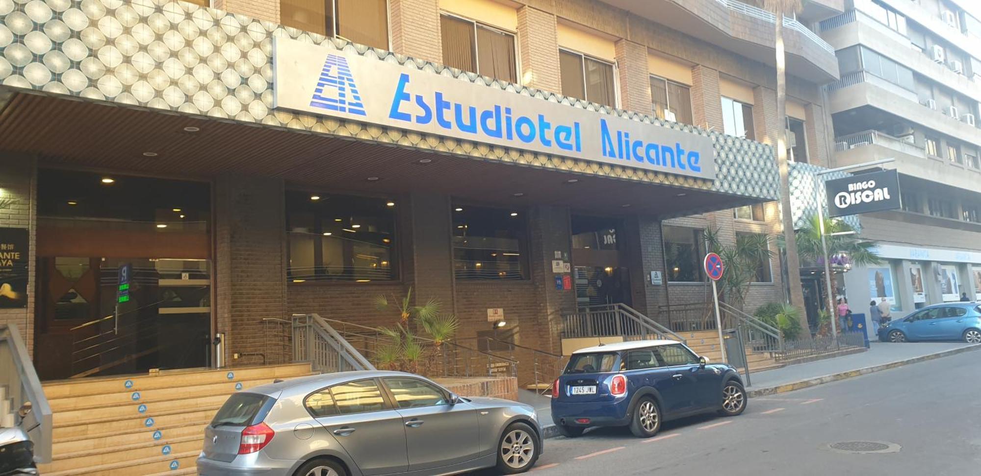 Estudiotel 95 Centro Alicante Eksteriør billede
